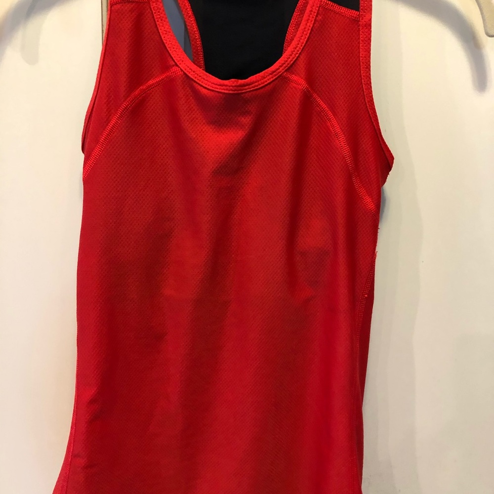 Sugoi Athletic Tank Top Small Racer back Biking